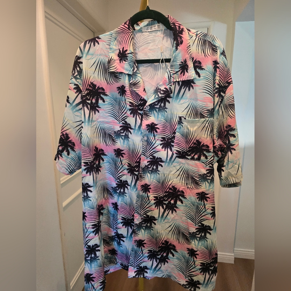 Men's Tropical Palm Short-Sleeve Shirt - Pastel Pink & Mint - Picture 3 of 8